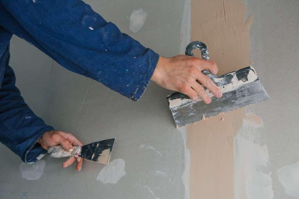 how many coats of mud on drywall