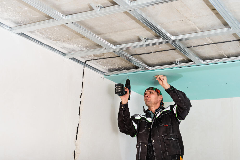 How to Hang Drywall on Metal Studs